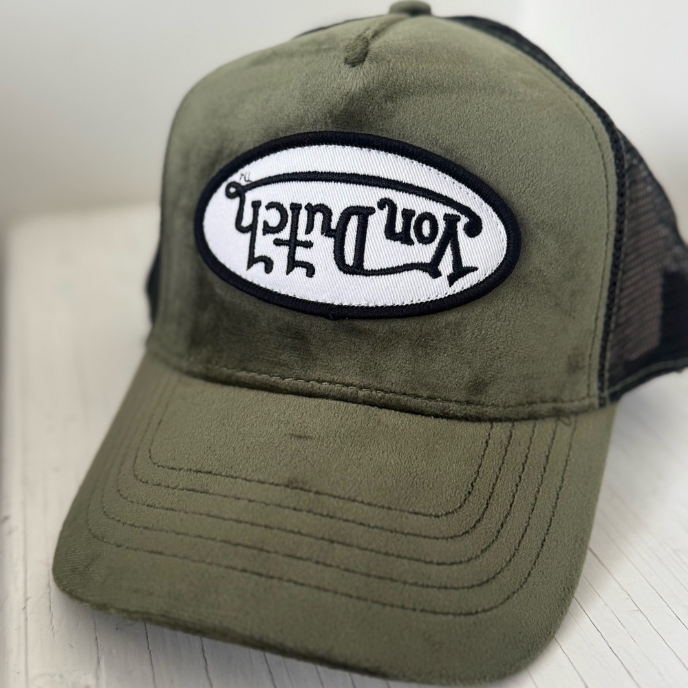 NWT Von Dutch Sage Green and Black Velvet Trucker Hat - Adjustable